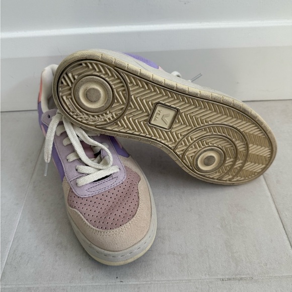 Veja V-10 Sneaker Lavender Women’s 8 - Picture 4 of 4